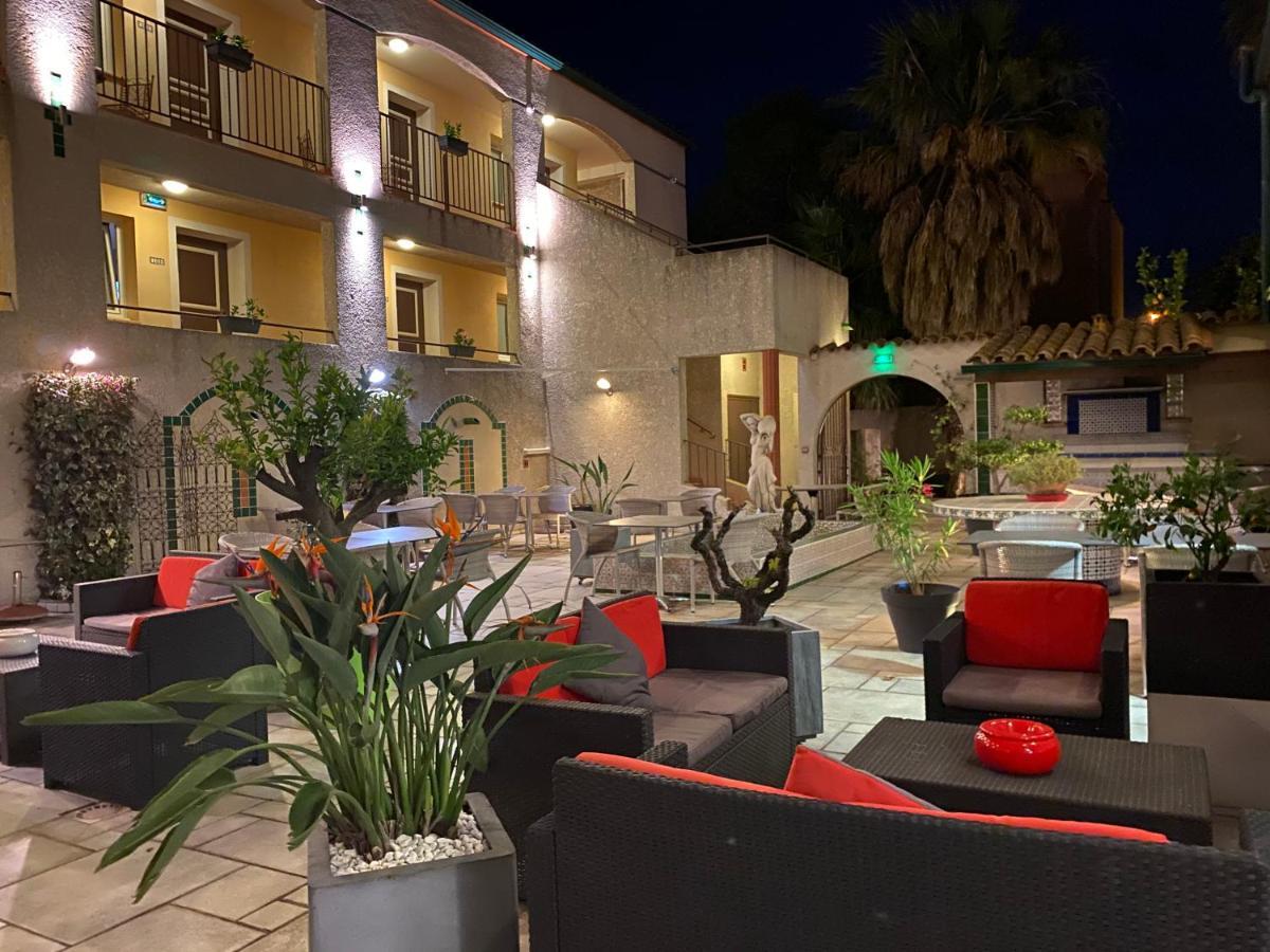 Logis Hôtel Les II Mas - Perpignan Sud Cabestany Buitenkant foto